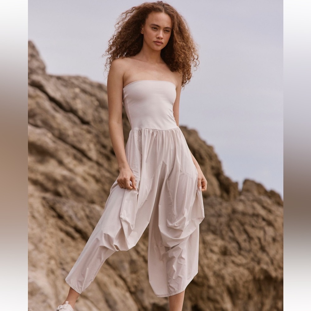 Free People Way Back Convertible One Piece - Tofu